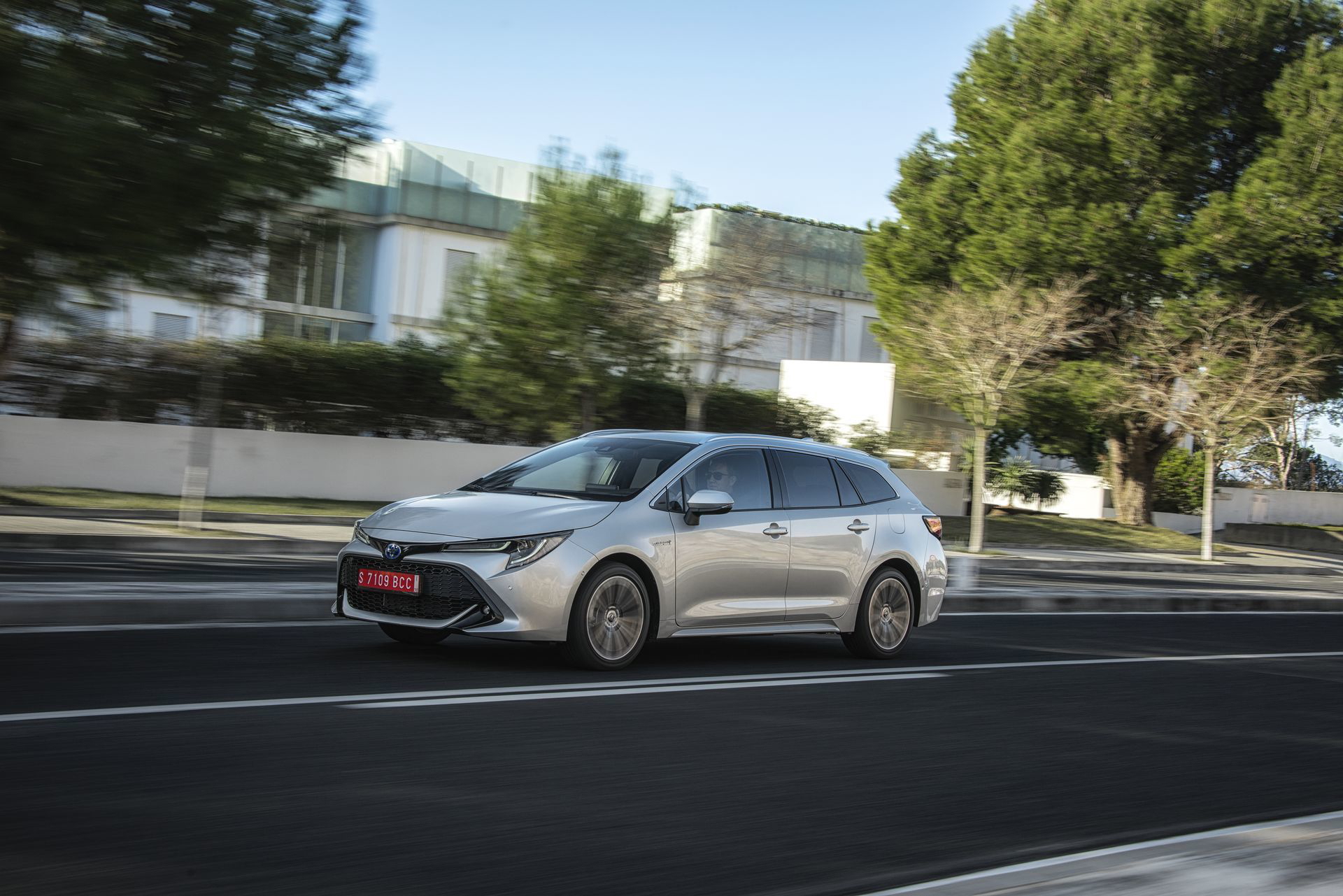 Toyota Corolla Touring Sport 19 Plata