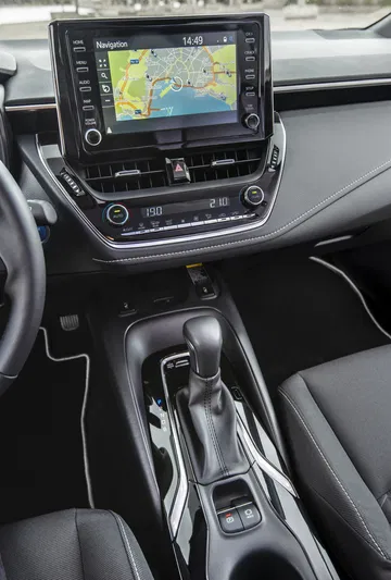Toyota Corolla Touring Sport 3 Interior