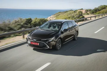 Toyota Corolla Touring Sport 3 Marron