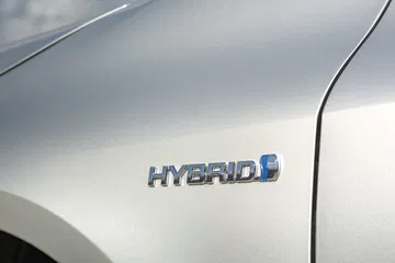 Toyota Corolla Touring Sport 3 Plata