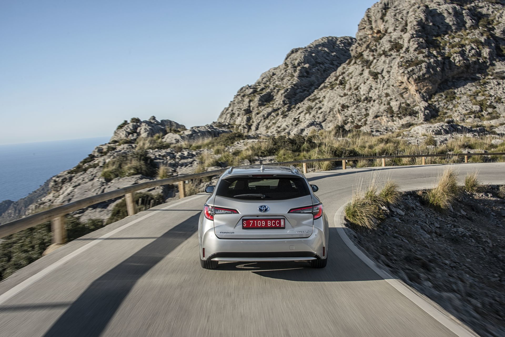 Toyota Corolla Touring Sport 31 Plata
