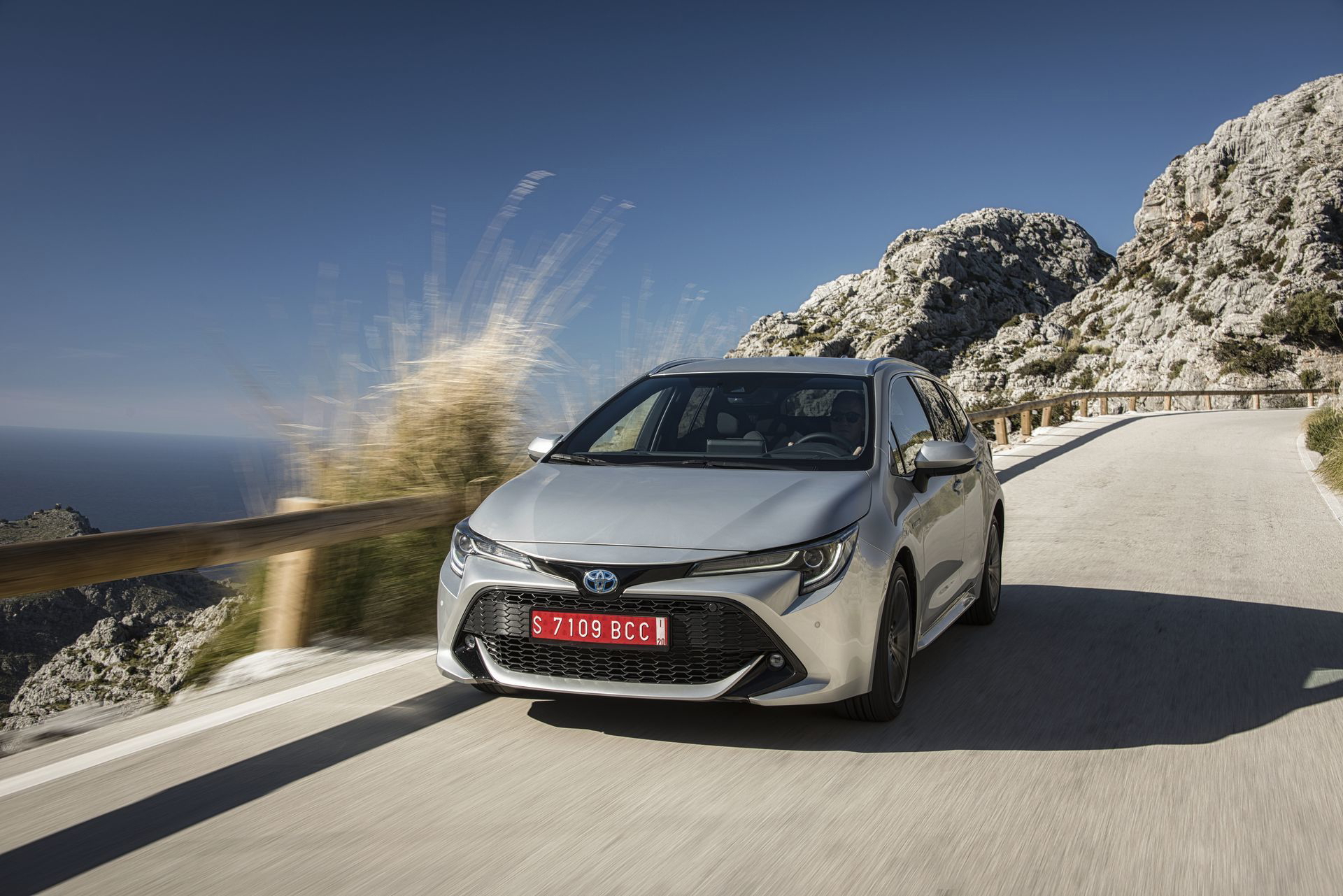 Toyota Corolla Touring Sport 32 Plata