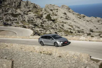 Toyota Corolla Touring Sport 35 Plata