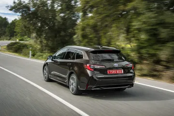 Toyota Corolla Touring Sport 5 Marron