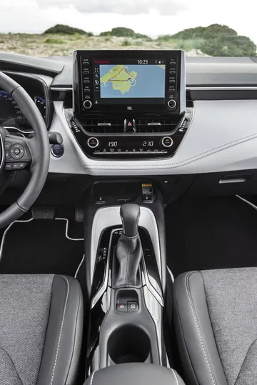 Toyota Corolla Touring Sport 8 Interior
