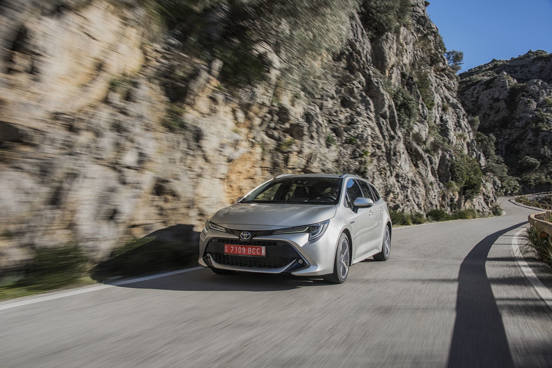 Toyota Corolla Touring Sport 9 Plata
