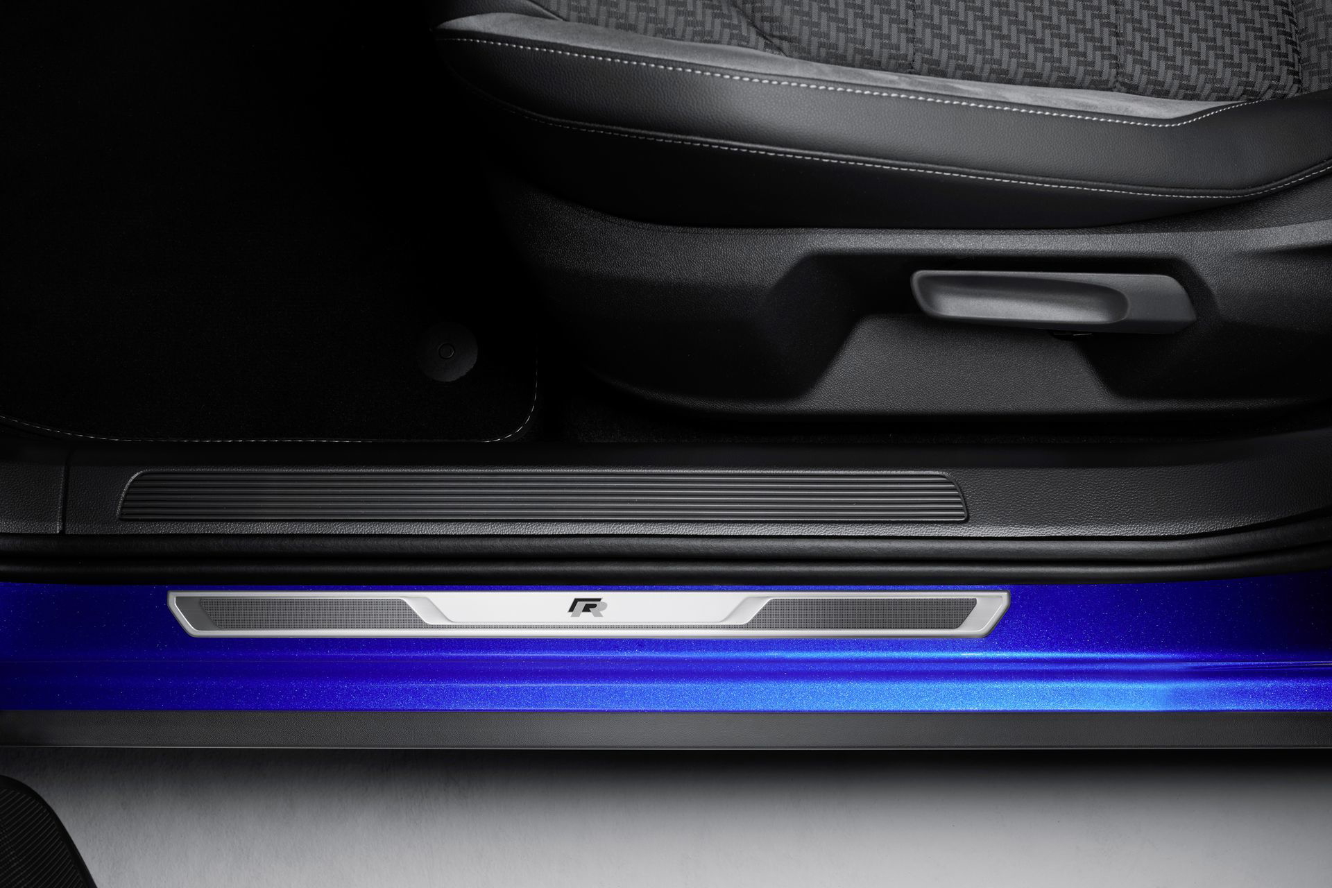 The New Volkswagen T Roc R