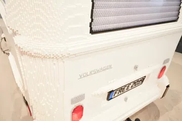 Volkswagen T2 Furgoneta Lego 10