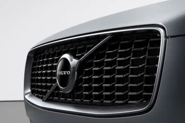 The New Volvo Xc90 R Design T8 Twin Engine In Thunder Grey