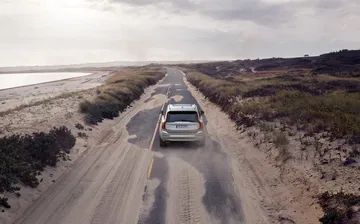 New Volvo Xc90 Inscription T8 Twin Engine In Birch Light Metallic