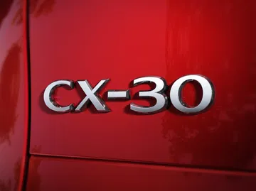 16 Mazda Cx 30