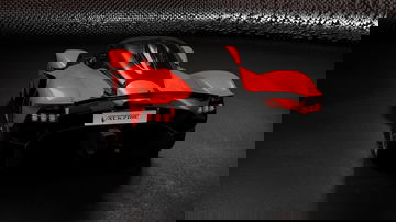 Aston Martin Valkyrie 0319 002