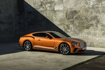 Bentley Continental V8 Photo: James Lipman / Jameslipman.com