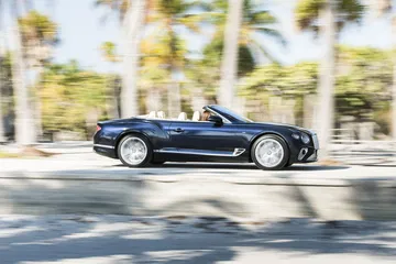 Bentley Continental Gt V8 2019 25