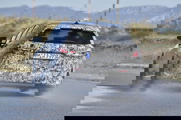 Bmw Serie 1 2020 P90341137 Highres Testing In Miramas T