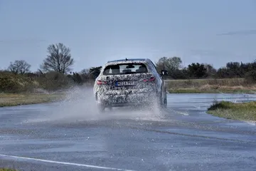 Bmw Serie 1 2020 P90341152 Highres Testing In Miramas T