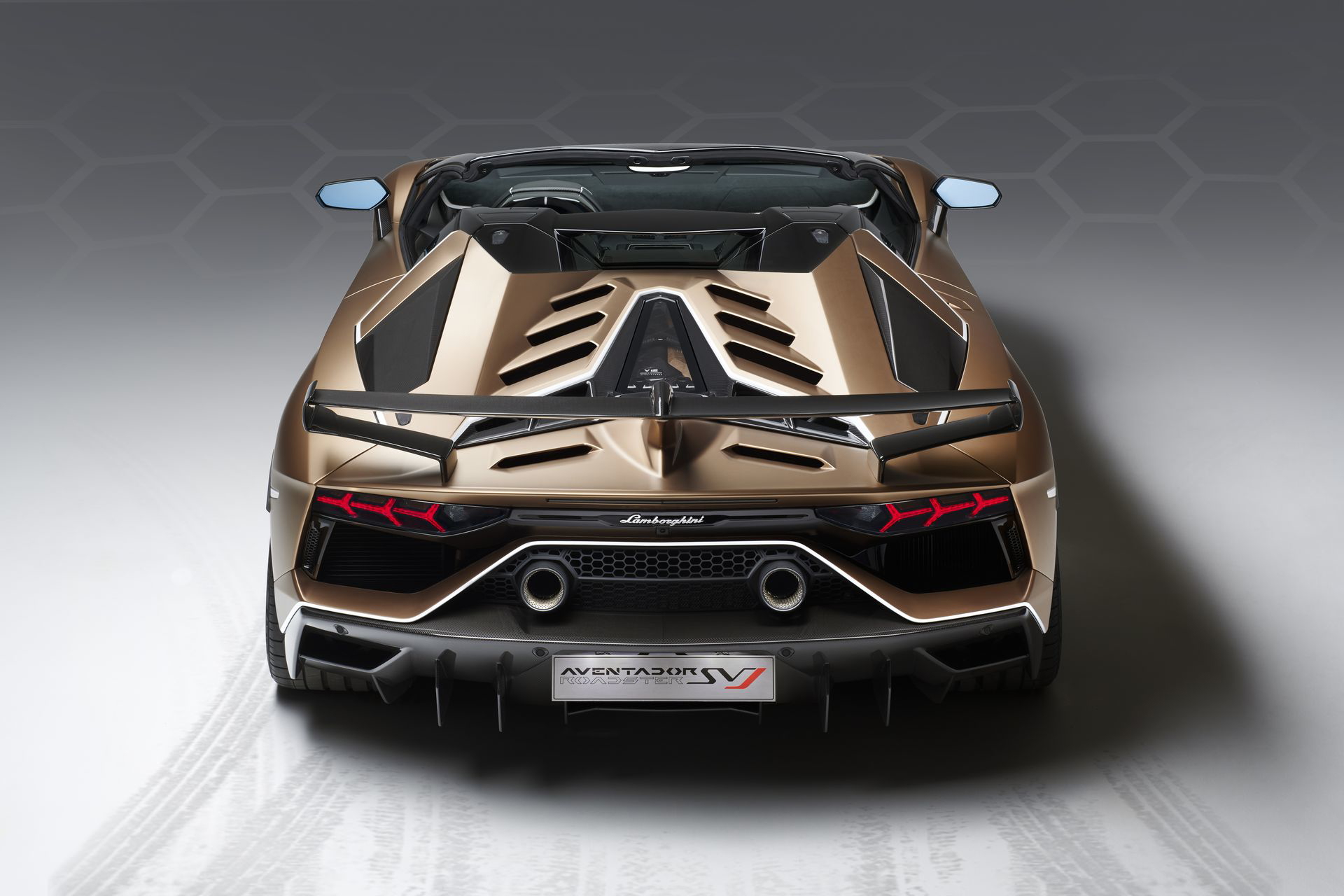 Lamborghini Aventador Svj Roadster 22