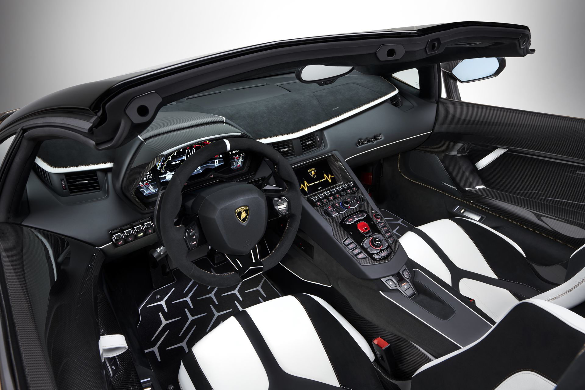 Lamborghini Aventador Svj Roadster 27
