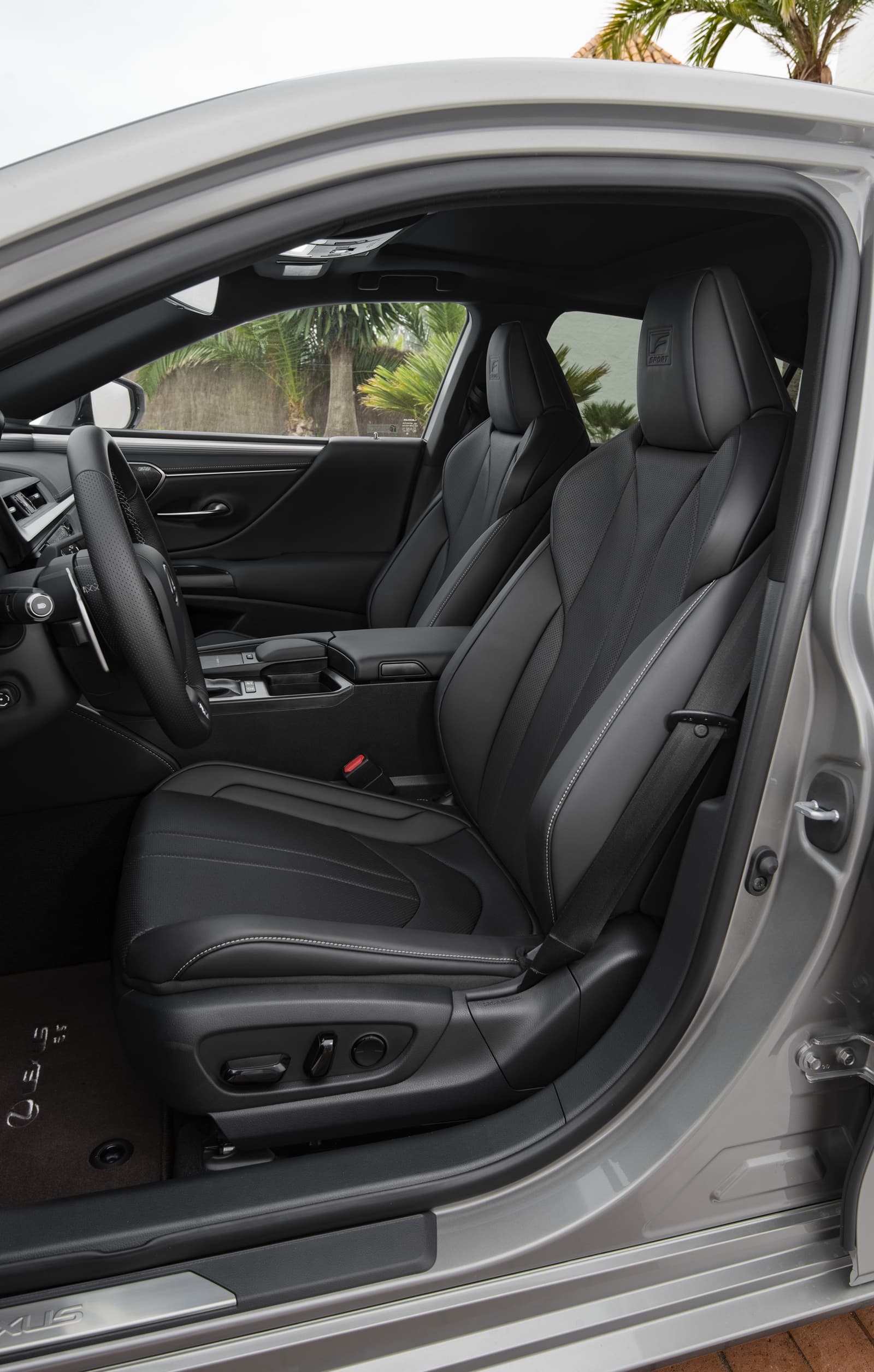Lexus Es 300h 0319 008