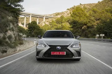 Lexus Es 300h 0319 025