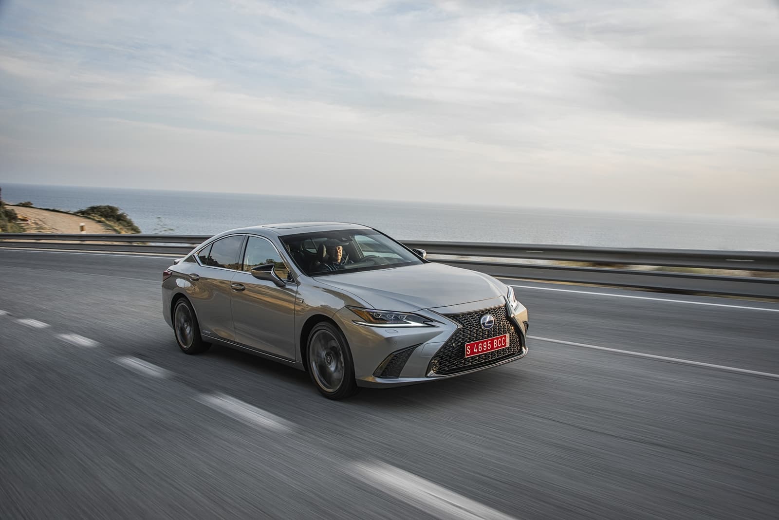 Lexus Es 300h 0319 027