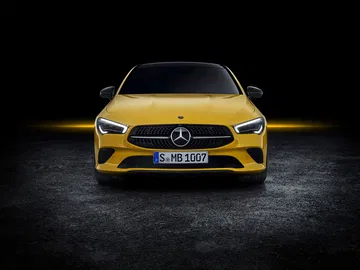 Mercedes Cla Shooting Brake 2019 Amarillo Exterior 04