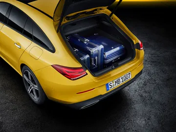Mercedes Cla Shooting Brake 2019 Amarillo Exterior 08