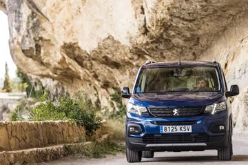 Peugeot Rifter Long 2019 11