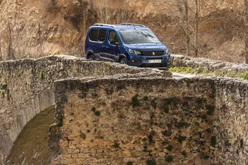 Peugeot Rifter Long 2019 16