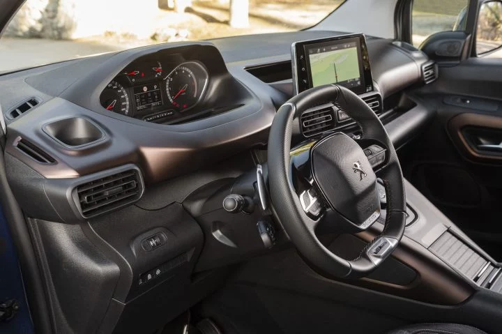 Peugeot Rifter Long 2019 2 Interior