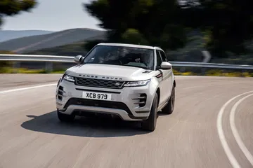Range Rover Evoque 2019 Gris Movimiento 02
