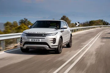Range Rover Evoque 2019 Gris Movimiento 03
