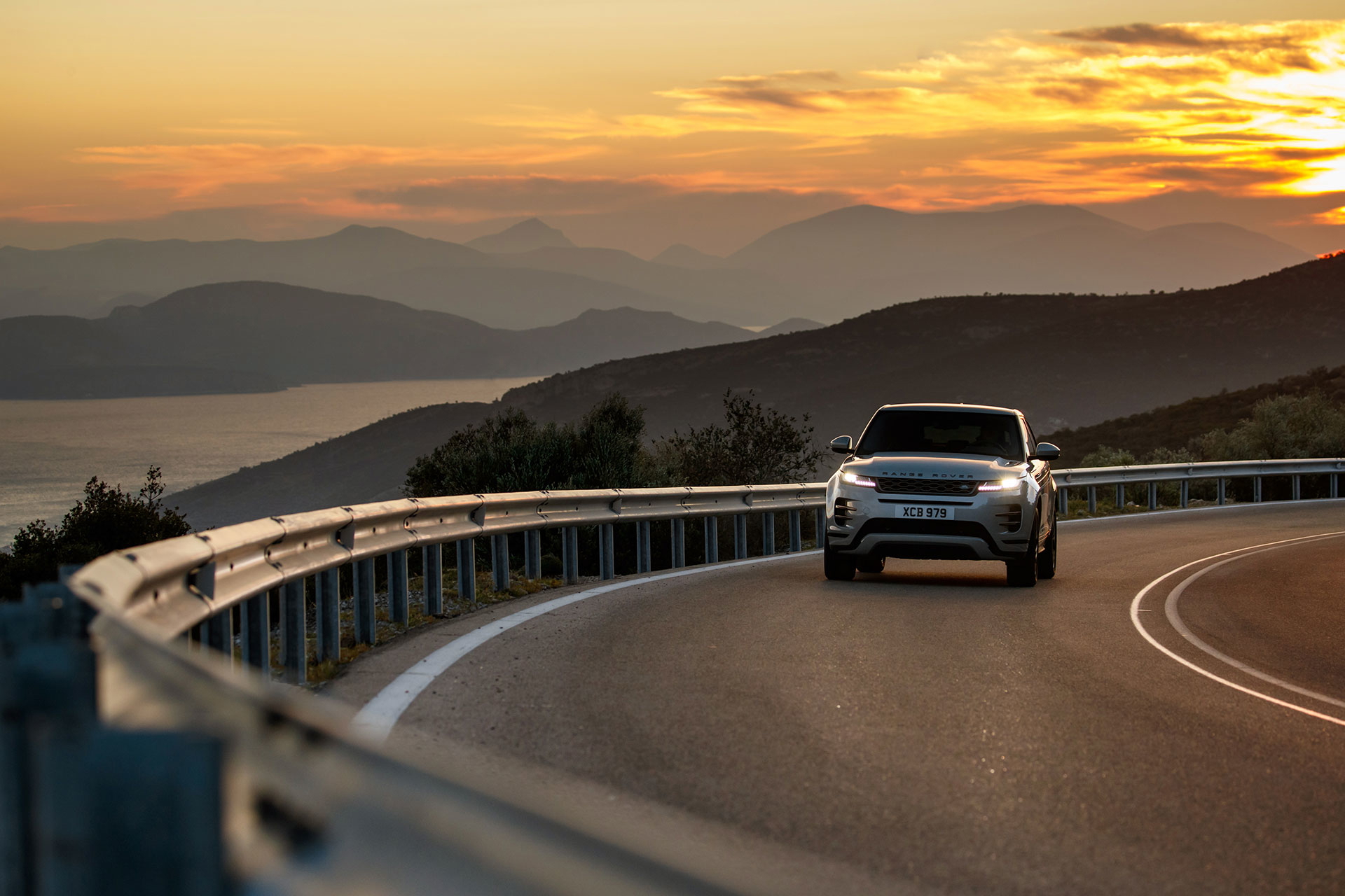 Range Rover Evoque 2019 Gris Movimiento 55
