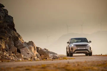 Range Rover Evoque 2019 Gris Movimiento 64