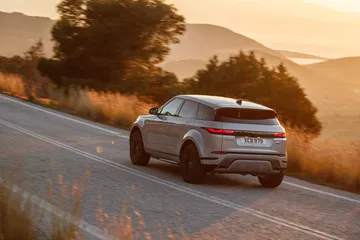 Range Rover Evoque 2019 Gris Movimiento 70