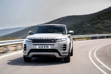 Range Rover Evoque 2019 Gris Movimiento 81