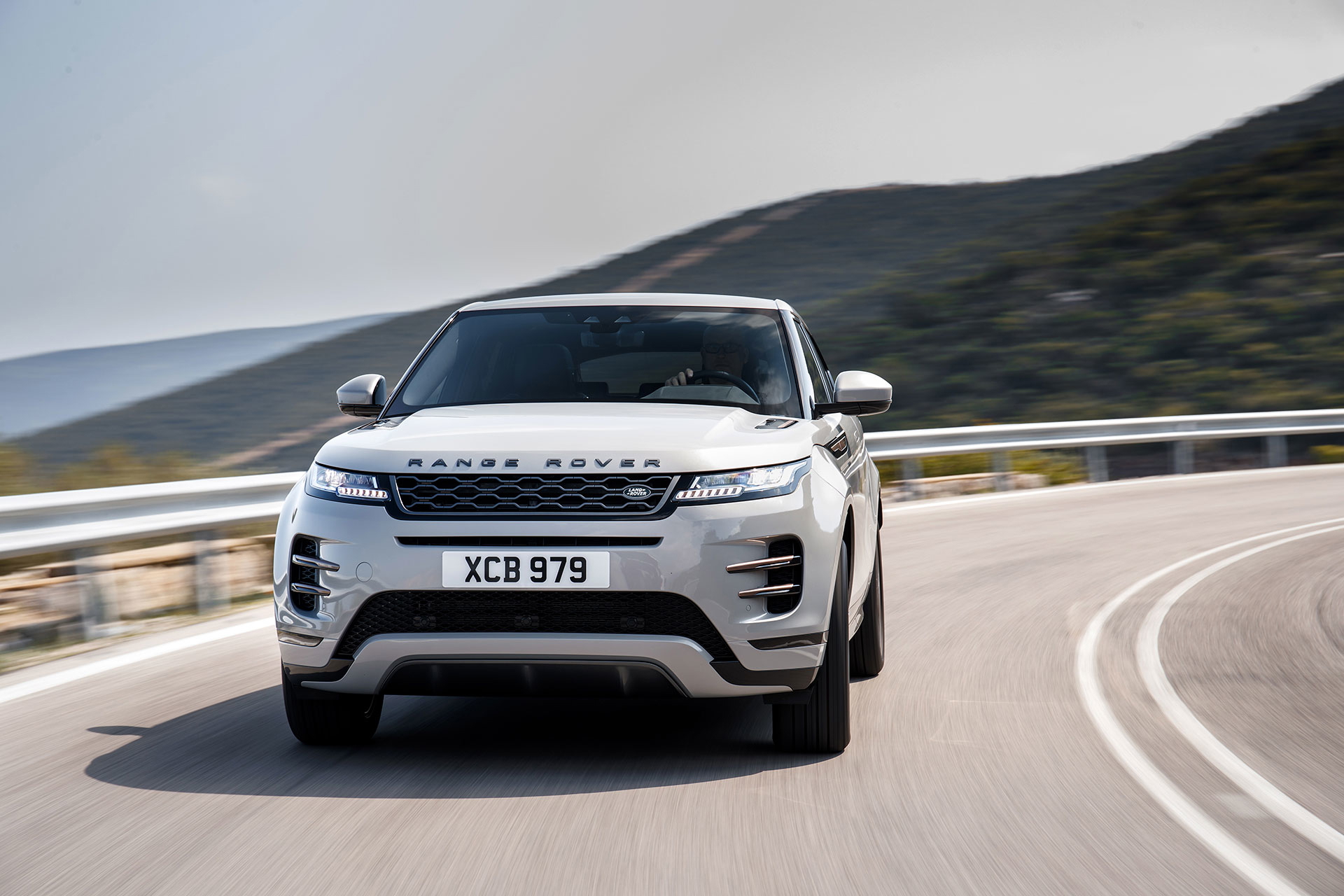 Range Rover Evoque 2019 Gris Movimiento 81