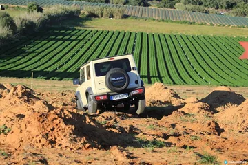 Suzuki Allgrip Jimny 0319 058
