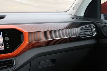Volkswagen T Cross 2019 Naranja Prueba Interior 03