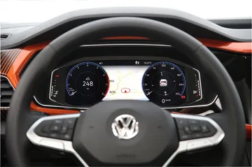 Volkswagen T Cross 2019 Naranja Prueba Interior 06