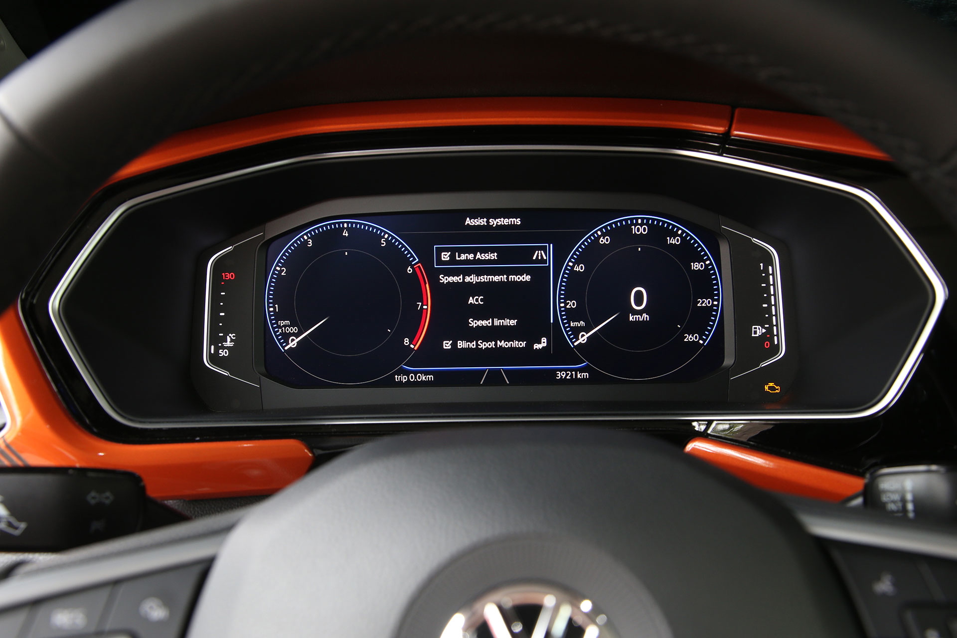 Volkswagen T Cross 2019 Naranja Prueba Interior 07