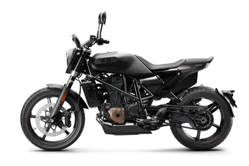 52818 Svartpilen 701 2019