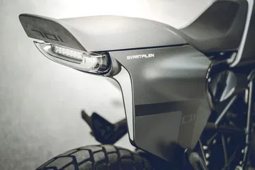 57760 Svartpilen 701 2019