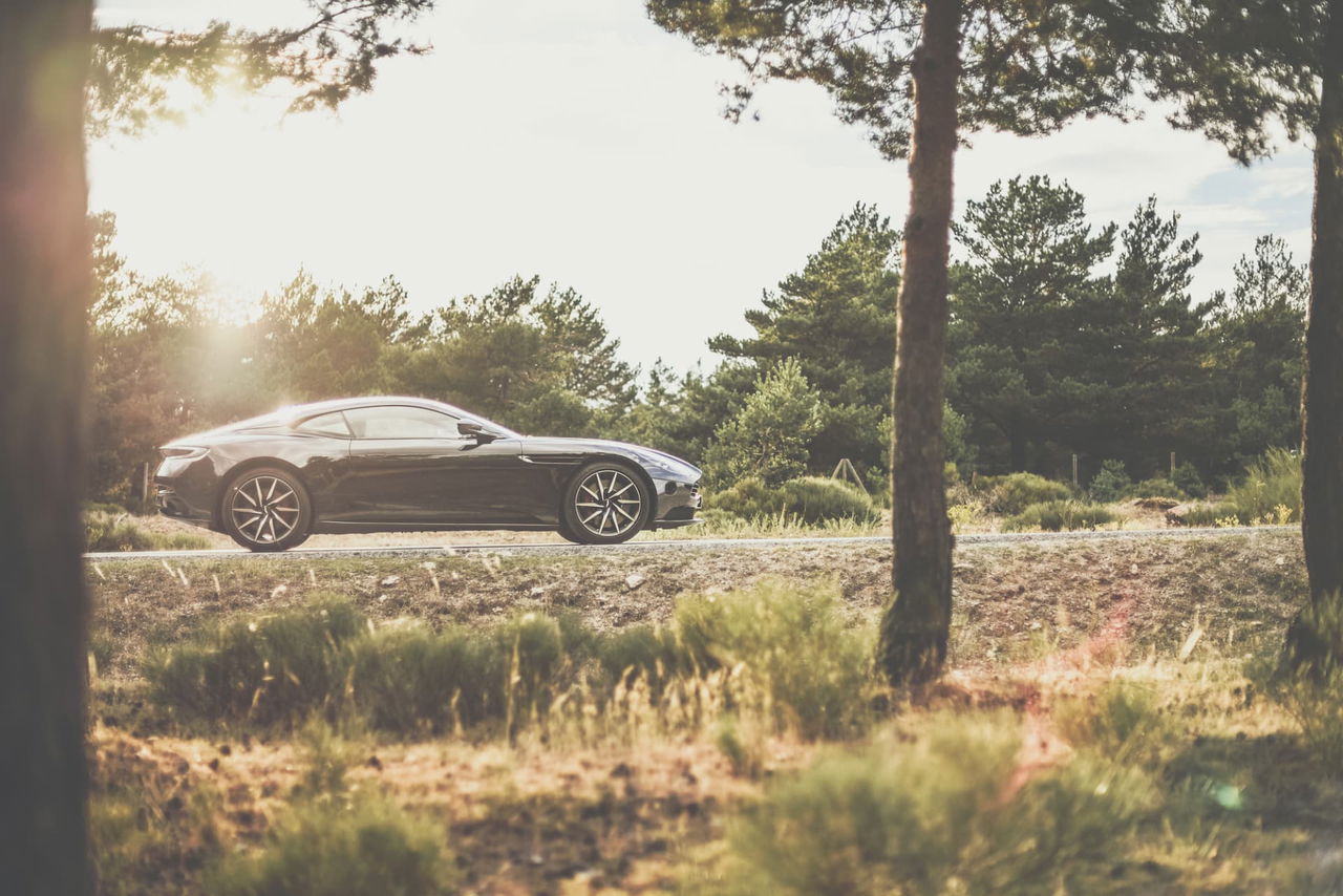 Aston Martin Db 11 Dm 11
