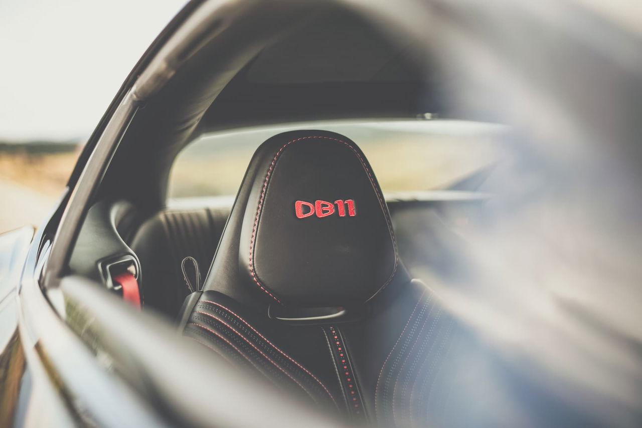 Aston Martin Db 11 Dm 19