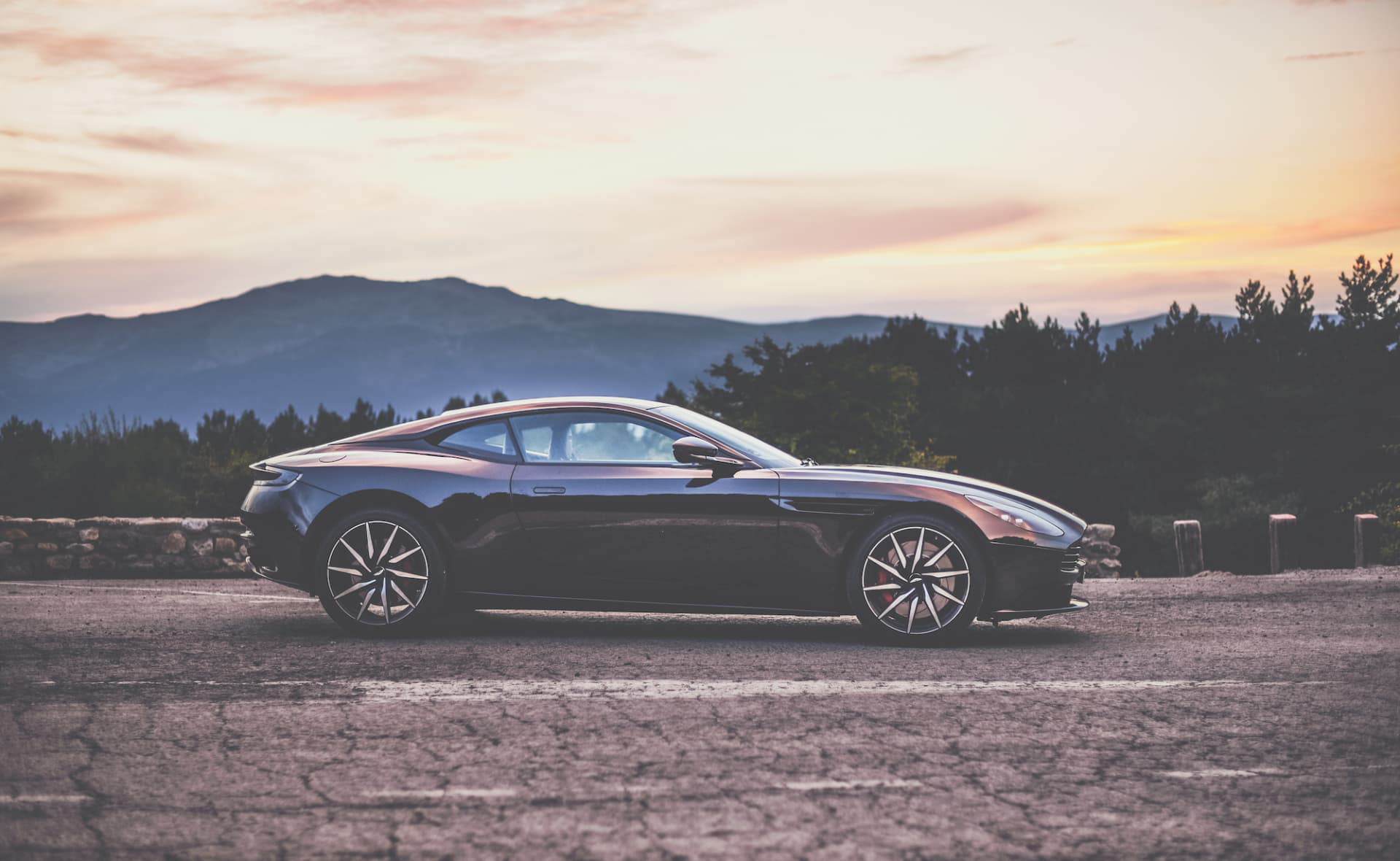 Aston Martin Db 11 Dm 23