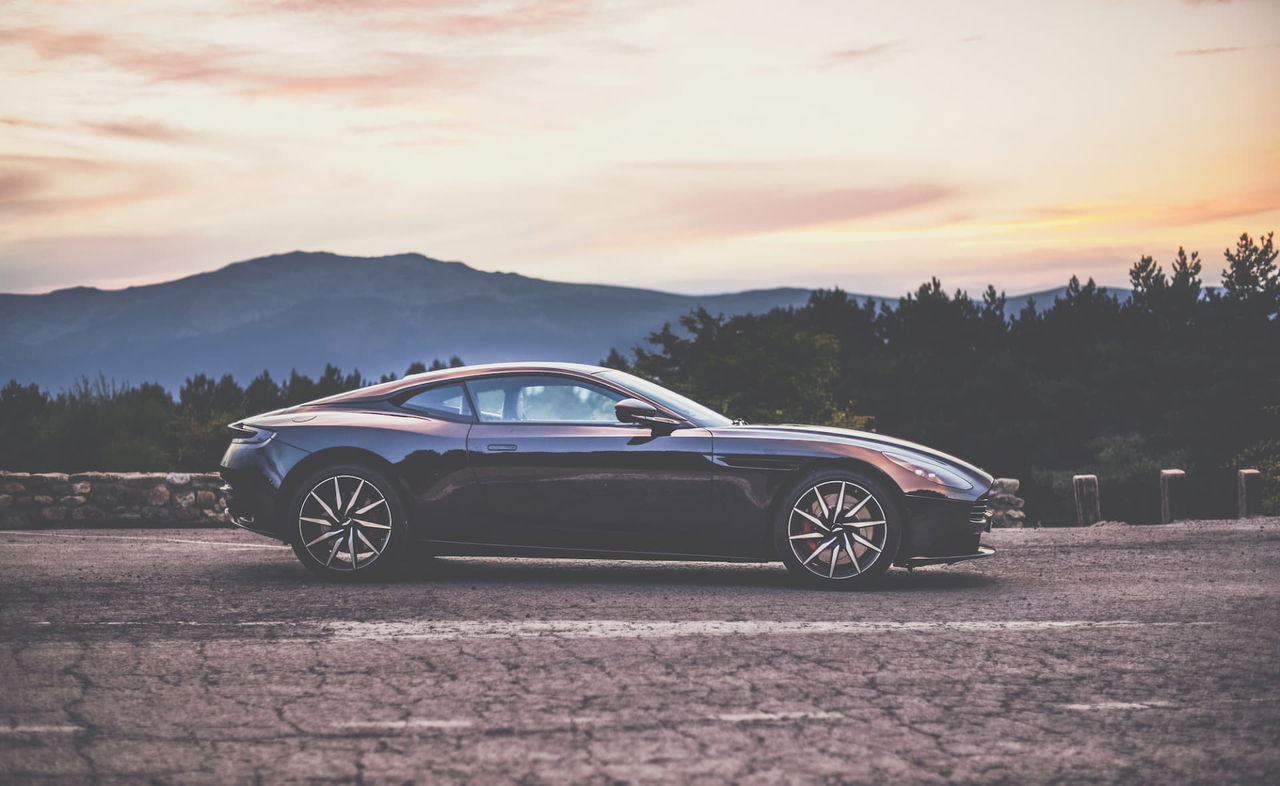 Aston Martin Db 11 Dm 23