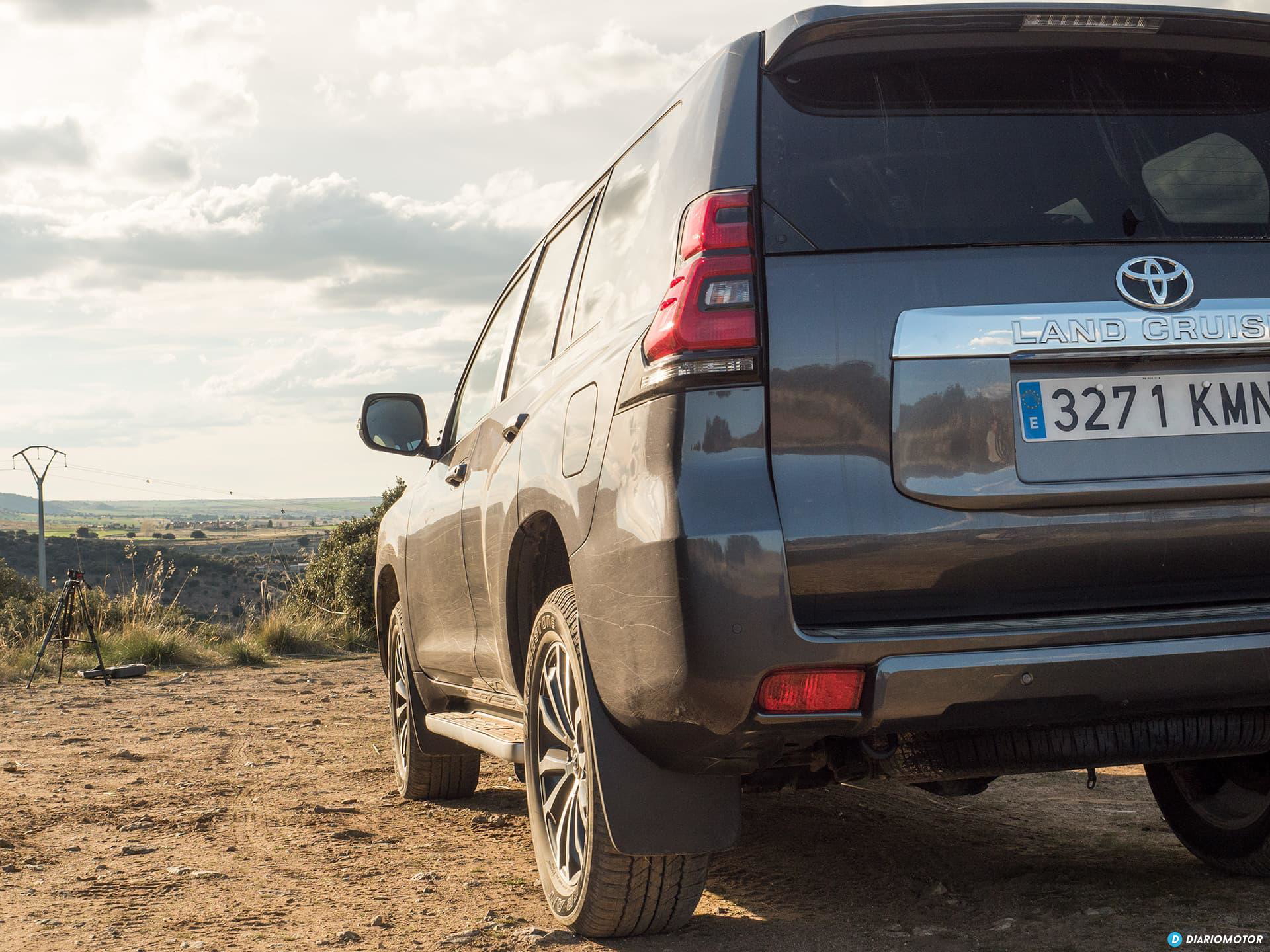 Comparativa 4x4 Toyota Land Cruiser Mercedes Clase X 00024