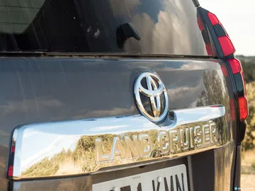 Comparativa 4x4 Toyota Land Cruiser Mercedes Clase X 00025