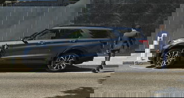 Ford Explorer 2020 0320 003
